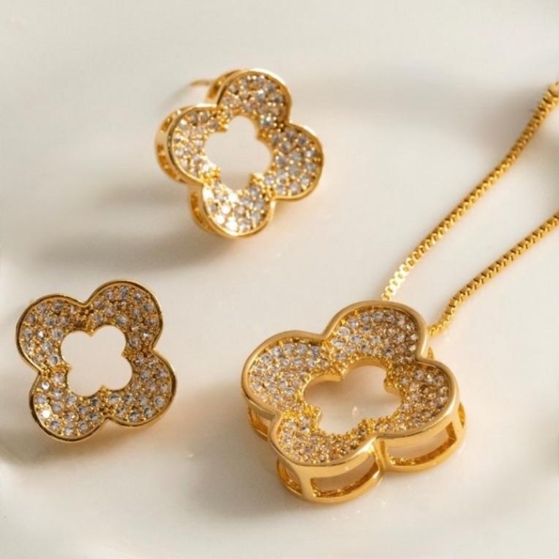 CONJUNTO TREVO MICROZIRCÔNIAS