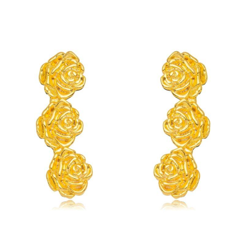 BRINCO TRÊS FLORES LISAS