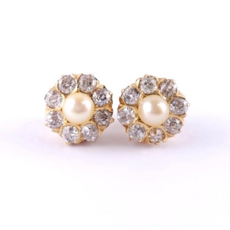 BRINCO PÉROLA E ZIRCONIAS