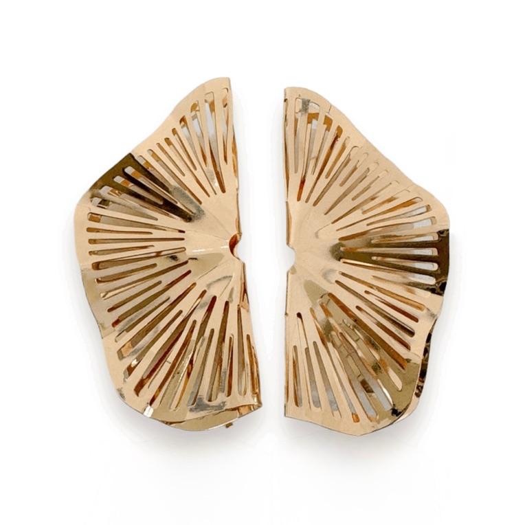 BRINCO TIPO LEQUE ORGÂNICO