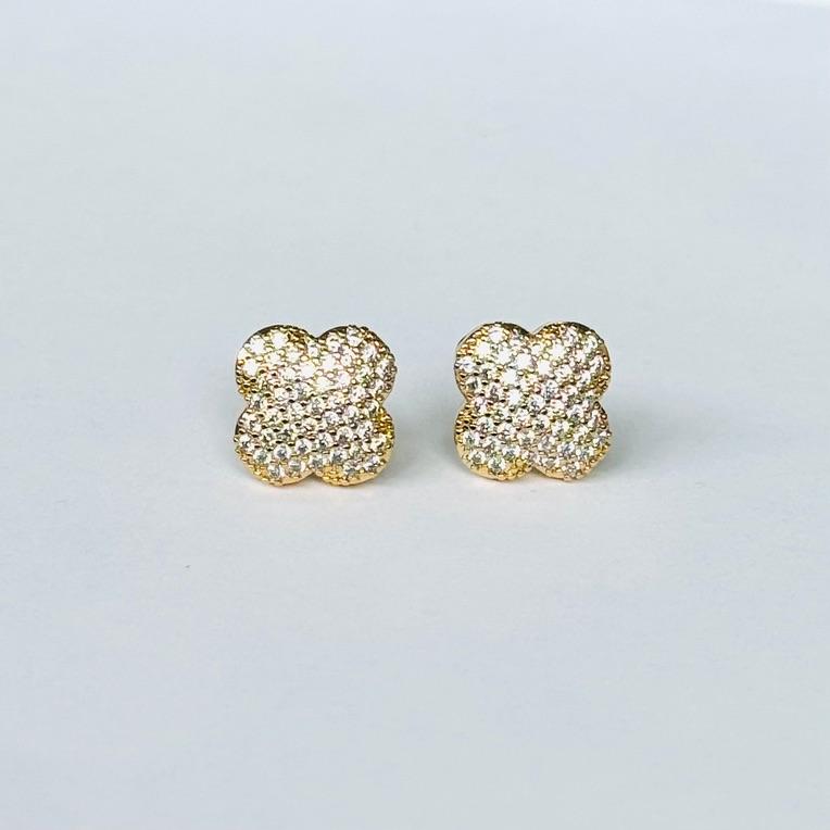 BRINCO TREVO ZIRCÔNIAS