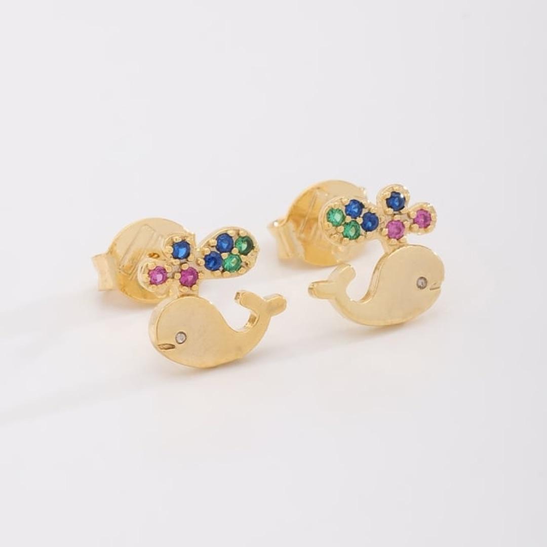 BRINCO BALEIA COM ZIRCÔNIAS COLORIDAS