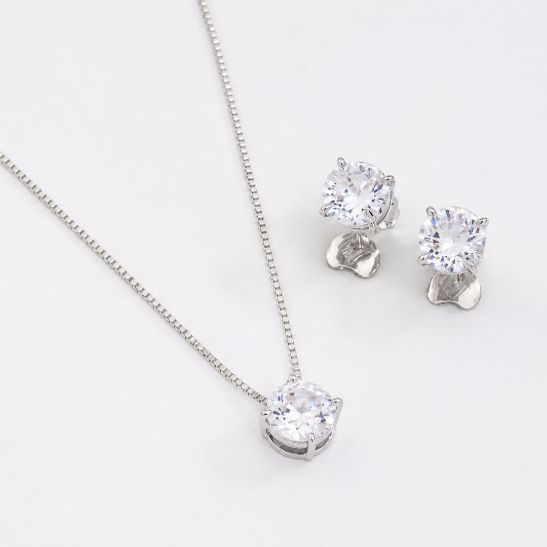CONJUNTO REDONDO ZIRCÔNIAS CRISTAIS