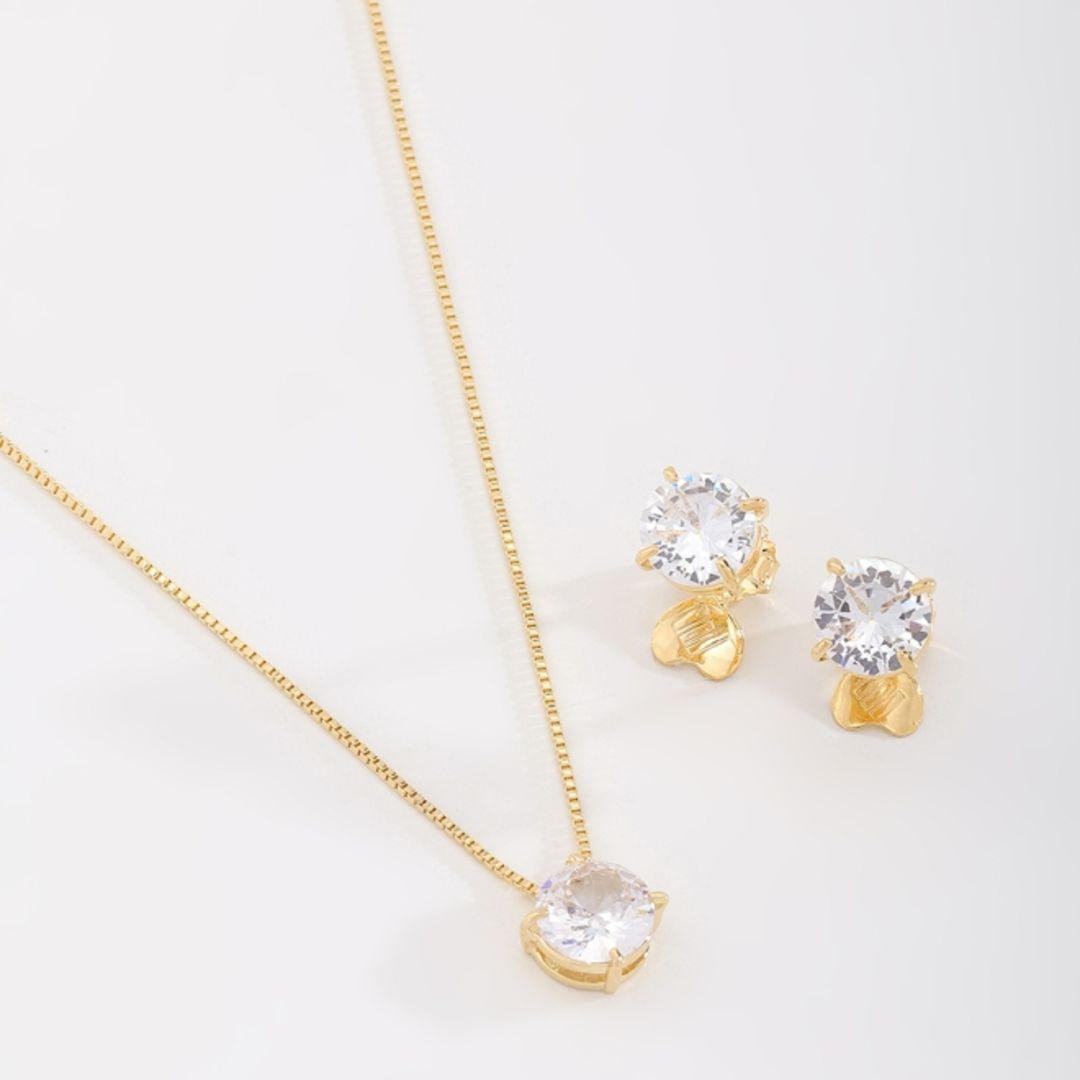 CONJUNTO REDONDO ZIRCÔNIAS CRISTAIS